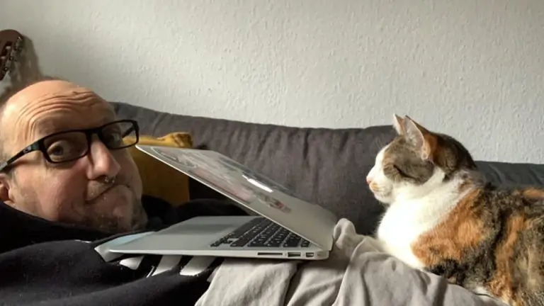 trying to work here